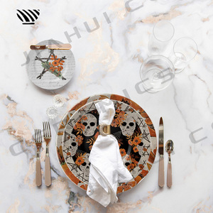 Incantevole Set di stoviglie in ceramica Jiahui-una festa ispirata ad Halloween per gli occhi - Product Image 1