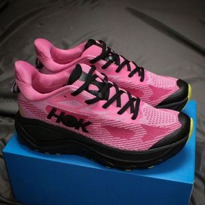 รองเท้ากีฬาลำลอง Hoka คุณภาพสูง น้ำหนักเบา พื้นหนา รองเท้าวิ่งแฟชั่นฤดูร้อน ระบายอากาศได้ดี รองเท้าเดินตาข่าย - Product Image 2