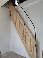Escalier mural pliant sur mesure, gain de place, idéal pour les gîtes de vacances et la rénovation de petits espaces