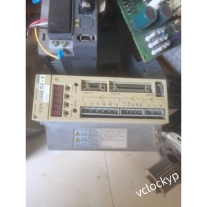 Neuf en boîte YASKAWA SGDH-10AE YASKAWA SGDH10A - Product Image 1