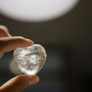 Tự nhiên đánh bóng tinh thể thạch anh đá quý khắc biểu tượng thiết lập Chakra chữa bệnh Quà Tặng thời trang xu hướng kỳ nghỉ trang trí đám cưới - Product Image 3