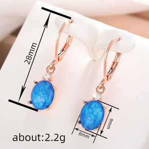 Eleganti Orecchini Pendenti per Donne, Gioielli Delicati e Versatili per l'Uso Quotidiano - Product Image 4