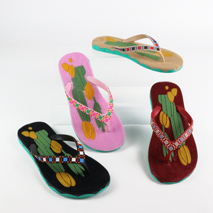 Chaussures de plage d'été, semelle massante, chaussures de marque, tongs, pantoufles pour femmes - Product Image 1
