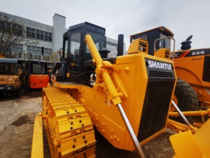 Topadora <span class=keywords><strong>Shantui</strong></span> <span class=keywords><strong>SD13</strong></span> Usada de 2023, Motor Shangchai de 95.5KW, Maquinaria Pesada de 15 Toneladas para Granja, Motor Principal, Rodamiento, Bomba, Caja de Cambios - Product Image 5