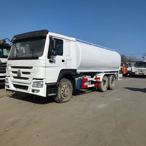 Camión Cisterna HOWO <span class=keywords><strong>de</strong></span> <span class=keywords><strong>Segunda</strong></span> <span class=keywords><strong>Mano</strong></span> <span class=keywords><strong>de</strong></span> Alta Calidad y Rentable con Motor Weichai y Tanque <span class=keywords><strong>de</strong></span> Combustible <span class=keywords><strong>de</strong></span> 400L - Product Image 4