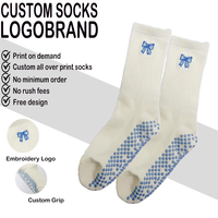 Chaussettes de Pilates personnalisées de haute qualité, avec logo brodé, motif de lettres de dessin animé, bordure à séchage rapide, pour femmes