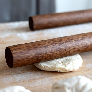 Rouleau à pâtisserie en bois en forme d'aile de poulet 40x3,2 cm, antiadhésif, pour la pâtisserie et l'utilisation en cuisine - Product Image 1