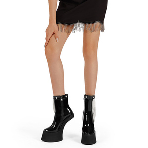 Styles personnalisés spéciaux femmes plate-forme de brevet <span class=keywords><strong>bottines</strong></span> pas de talons scène spectacle <span class=keywords><strong>perles</strong></span> chaussons courts bout pointu chaussures de mode - Product Image 6