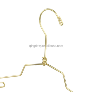 Bán Buôn Phòng Khách Cá Nhân Vàng Không Trượt Kim Loại Móc Áo Bóng Dây Sắt Tùy Chỉnh Giặt Quần Áo Váy Áo Móc Áo - Product Image 3