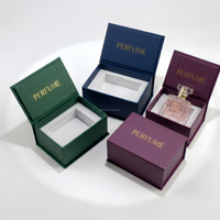 Boîte vide en carton blanc champagne de qualité supérieure avec couvercle magnétique et logo doré pour l'emballage de parfums Oud, cosmétiques et produits de soin de la peau