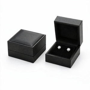 Caja para Pendientes Vintage, Diseño Minimalista, Caja de Regalo para Joyería de Cuero PU Rígido, Inserto de Gamuza, Logotipo Grabado, OEM - Product Image 1