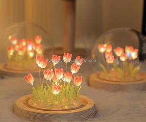 Lámpara de Noche Artificial para Dormitorio, Lámpara LED de Noche con Adornos Hechos a Mano, Regalos de Cumpleaños, Flor de Tulipán, Luz Nocturna - Product Image 4
