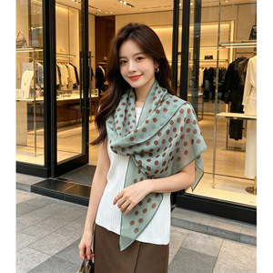 ผ้าพันคอไหมมัลเบอร์รี่ 100% ลายจุด ลายเพชรย้อนยุค ผ้าพันคอผอมบาง ผ้าพันคอพิมพ์ลายตามสั่ง โรงงานผลิตโดยตรง - Product Image 6
