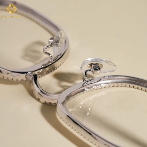 แว่นกันแดด ZUANFA JEWELRY ทรงเต็มกรอบประดับโมอิสซาไนต์ สำหรับทุกเพศทุกวัย ดีไซน์แฟชั่น กรอบสีเงินและสีทอง - Product Image 3