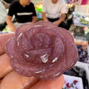Ornement sculpté en quartz fraise naturel, fleur de rose polie, cristal de guérison, décoration de bureau, pierre énergétique Reiki Chakra, Valenti - Product Image 4