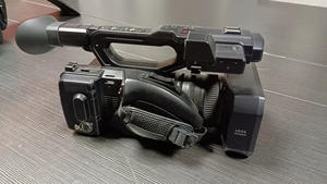 Caméra vidéo AG-UX90 <span class=keywords><strong>4K</strong></span> caméscope d'occasion à zoom optique 20x avec fonction de vote pour une utilisation en conférence - Product Image 4