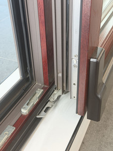 <span class=keywords><strong>Puerta</strong></span> Corredera de Lujo Serie 68 de Aluminio y Madera Compuesta, Sistema de Apertura Abatible y Giratoria con Ahorro de Energía - Product Image 3