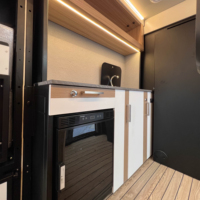 Kit de conversion confortable pour camping-car modulaire Qian Camper, idéal pour les voyages et la vie à domicile
