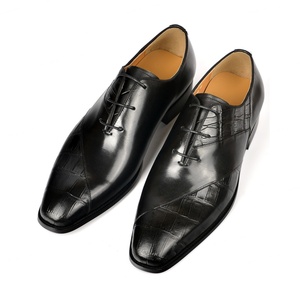 Chaussures Derby Classiques pour Hommes - Sur Mesure à Prix Abordable - Design Luxueux Noir Rehaussant la Taille Imperméables à Lacets - Product Image 1