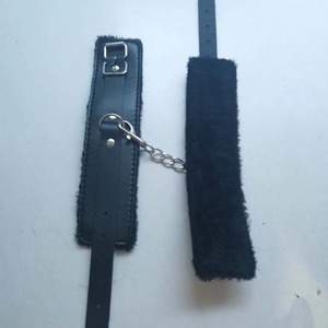 ขายส่งของเล่นทางเพศสำหรับผู้ใหญ่, อุปกรณ์ SM, ของเล่นทางเลือก, กุญแจมือหนัง, ที่รัดขา, ผลิตภัณฑ์สำหรับการพันธนาการ - Product Image 1