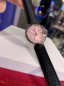 Montre mécanique tendance et élégante avec miroir en cristal de saphir résistant aux rayures, résistant à l'usure, avec index romains. - Product Image 4