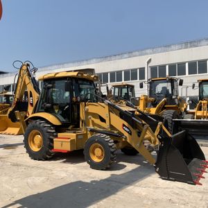 Chargeuse-pelleteuse à roue Cat 420F d'occasion entièrement fonctionnelle et à haute efficacité opérationnelle Chargeuse-pelleteuse d'occasion Machine tout-en-un - Product Image 1