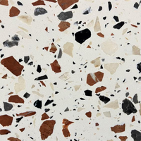 Dalles de terrazzo haute durabilité, couleur personnalisée, design moderne pour les sols d'escaliers d'appartements commerciaux