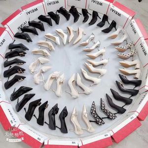 <span class=keywords><strong>Chen</strong></span> Wholesale : Balles de chaussures de marque d'occasion de haute qualité en vrac, styles variés pour femmes et hommes, stock de vêtements - Product Image 6