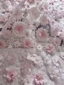 Nouveau tissu en dentelle de tulle rose français 3D avec fleurs et perles pour <span class=keywords><strong>robe</strong></span> de mariée, <span class=keywords><strong>robe</strong></span> de soirée et <span class=keywords><strong>robe</strong></span> de mariée tendance - Product Image 6