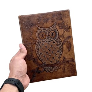Tùy chỉnh bìa cứng Sketchbook với in logo tái chế Kraft xoắn ốc da Bìa trống vẽ Pad máy tính xách tay - Product Image 1