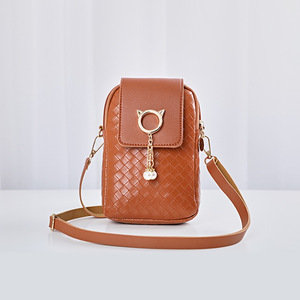 <span class=keywords><strong>Sac</strong></span> bandoulière tendance pour téléphone, <span class=keywords><strong>sac</strong></span> pour femme en gros, nouveau <span class=keywords><strong>sac</strong></span> à la mode pour femme 2026, porte-monnaie, mini <span class=keywords><strong>sac</strong></span> tissé. - Product Image 4
