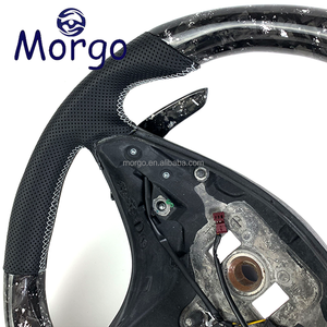Volante de Fibra de Carbono Forjado Personalizado para <span class=keywords><strong>Mercedes</strong></span>-Benz AMG W203-W222 CLS <span class=keywords><strong>CLA</strong></span> C300 SL SLK SLR GLK R230 R171 R199 X204 - Product Image 4