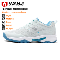 Chaussures de tennis et de pickleball en gros pour hommes et femmes, basses, à semelle épaisse, respirantes, en maille, pour le court, décontractées, directement de l'usine