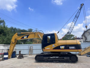 Excavadora CAT 320C usada de buena calidad fabricada en Japón al por mayor excavadora usada de segunda mano sobre orugas usada Cat 320C 320D 320 - Product Image 4
