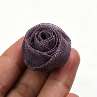 Mini rose en tissu faite à la main de 3,5 cm, applique personnalisée pour accessoires de cheveux, chaussures, vêtements, sacs, emballages cadeaux, fournitures artisanales