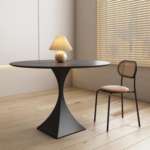 Mesa de Comedor Redonda con Base de Metal Negro, Diseño Minimalista, Estructura Estable, Estilo Artístico para Hogares Pequeños - Product Image 1