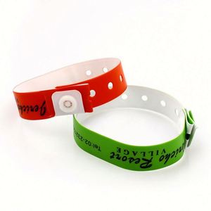 Pulsera de Vinilo PVC Personalizada con Logotipo para Festivales de Natación - Product Image 1
