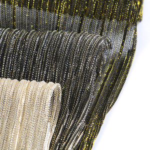 Tissu en maille métallique extensible tricoté effet clair de lune avec fonction mémoire, composition polyester et métal pour vêtements - Product Image 2