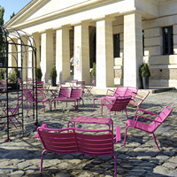 Chaise longue de luxe de style français avec ottoman et table basse, ensemble de chaises de loisirs en aluminium imperméable pour hôtel et maison d'hôtes