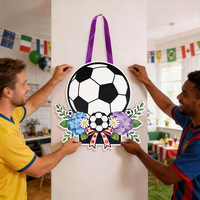 Prix d'usine Décoration de fête à thème Football Plaque en bois suspendue Plaque nominative en bois de football imprimée en couleur pour porte