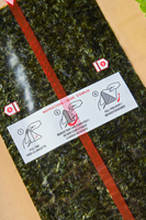 Nori séché et rôti coupé en demi-coupes pour Onigiri, 100 pièces, film protecteur facile à déchirer, sachet refermable, pour boulettes de riz triangulaires, durée de conservation 360 jours