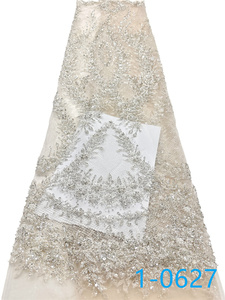 All'ingrosso tessuto di prezzo di fabbrica con perline <span class=keywords><strong>Tulle</strong></span> ricamato <span class=keywords><strong>in</strong></span> pizzo francese pesante tessuto rosso con perline tessuto di pizzo con paillettes - Product Image 3