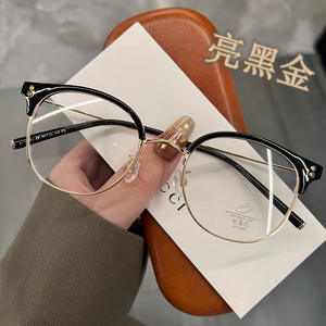 Lunettes Xiaohongshu demi-cerclées à oreilles de chat pour femmes 01183, ultra légères, protection contre la lumière bleue, verres PC, largeur de monture moyenne - Product Image 2