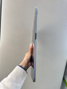 2020 Pro 型号第 4 代平板电脑 12.9 英寸 Liquid Retina XDR 显示屏，6GB RAM 512GB，LiDAR 扫描仪，99% 全新原装 - Product Image 5