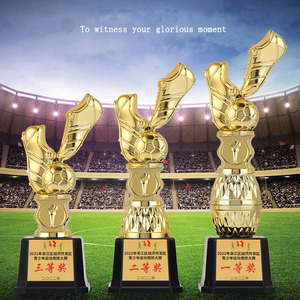 Trofeo de fútbol de <span class=keywords><strong>diseño</strong></span>, logotipo personalizado, estilo deportivo, pequeño, de resina, 2023 - Product Image 2
