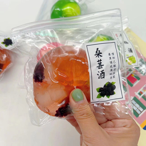 Balle anti-stress créative en TPR de 6 cm en forme de prune, jouet souple pour enfants et adultes, cadeau pour la relaxation - Product Image 3