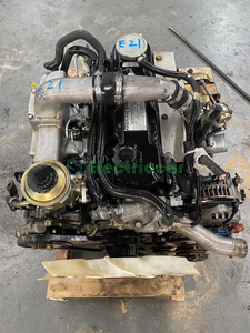 Motor Nissan TD27 Usado en Buenas Condiciones con Caja de Cambios - Product Image 2
