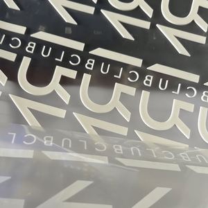 Étiquette autocollante 3D personnalisée en silicone à transfert thermique, patch imprimé thermocollant pour T-shirt – Prix de gros usine - Product Image 2