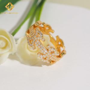 Anillo de Plata de Ley 925 con Baño de Oro de 18K y Diamantes, Anillo Personalizado de Alta Calidad con Moissanita VVS para Compromiso y Boda - Product Image 4