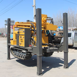 Foreuse de <span class=keywords><strong>puits</strong></span> d'eau sur chenilles Jutop à moteur diesel avec une profondeur maximale de 200 m <span class=keywords><strong>pour</strong></span> le <span class=keywords><strong>forage</strong></span> de formations rocheuses dures - Product Image 1